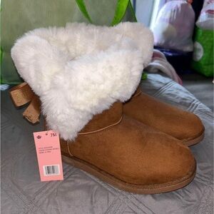 Juicy Couture Winter Boots